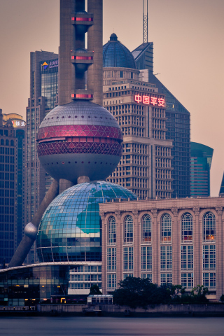 Shanghai wallpaper 320x480