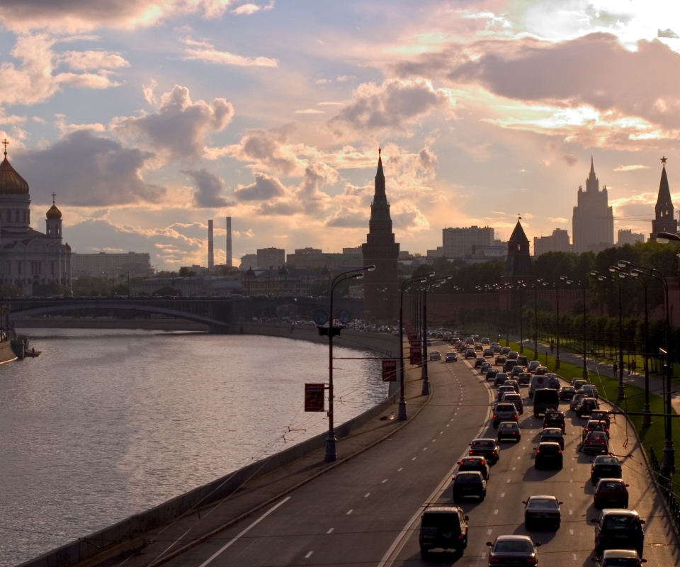 Moscow Cityscape wallpaper 960x800
