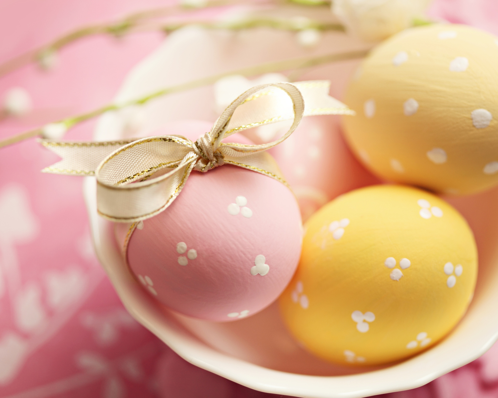 Fondo de pantalla Easter Eggs 1600x1280