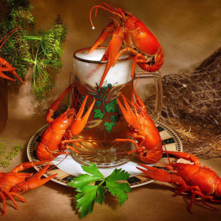 Beer And Crawfish Wallpaper for iPad