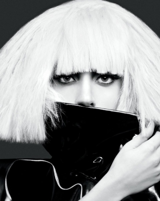 Kostenloses Lady Gaga Black And White Wallpaper für Nokia C5-03