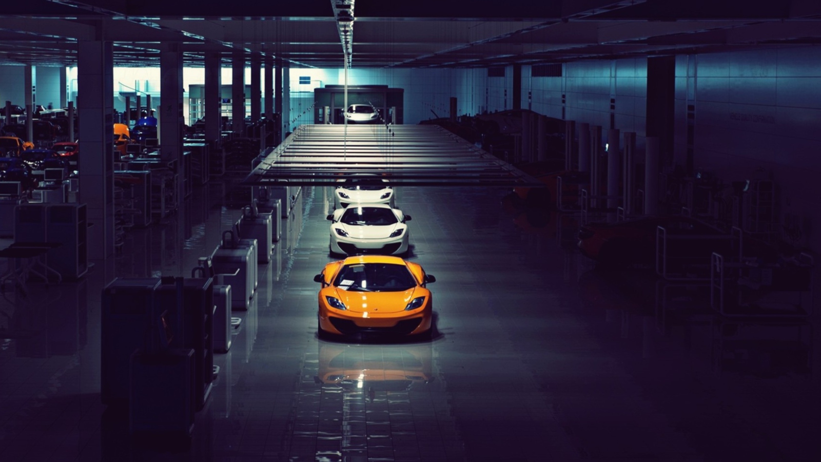 Mclaren Mp4 12C Assembly Line screenshot #1 1600x900