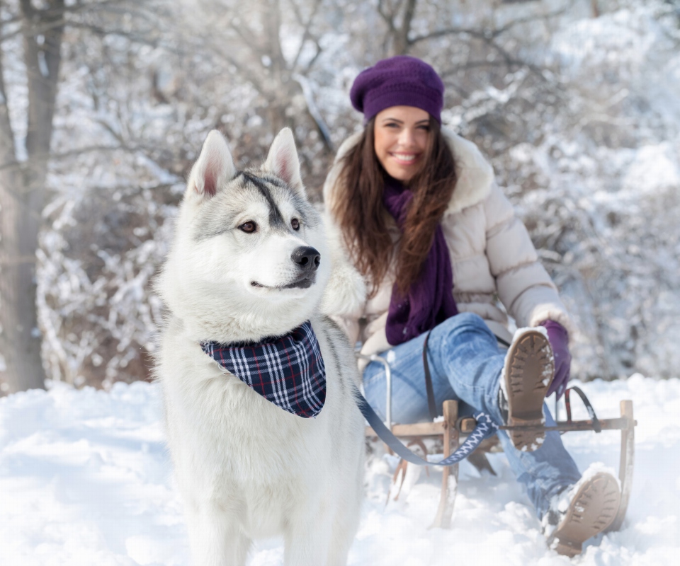 Husky And Girl screenshot #1 960x800