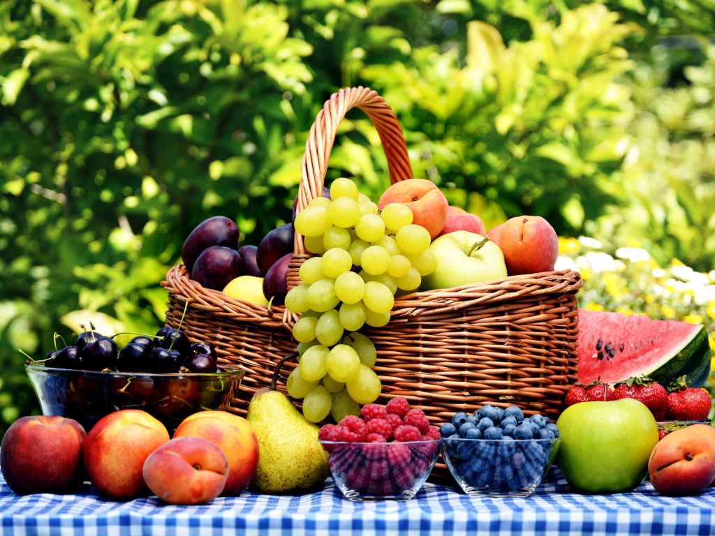 Das Organic Fruit Gift Basket Wallpaper 1024x768