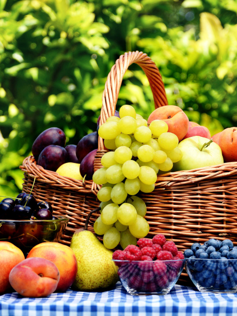 Organic Fruit Gift Basket wallpaper 480x640