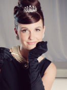 Audrey Hepburn screenshot #1 132x176