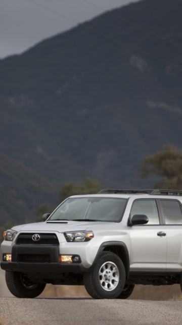 Toyota  4Runner wallpaper 360x640