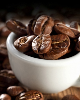 Arabica Coffee Beans Background for 240x320
