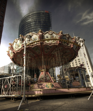 Berlin Carousel - Obrázkek zdarma pro Nokia C1-00