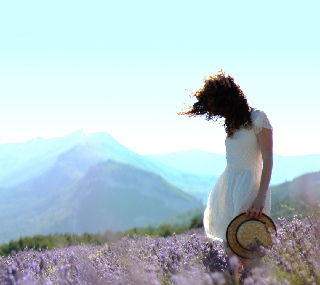 Girl In Lavender Field wallpaper 1080x960