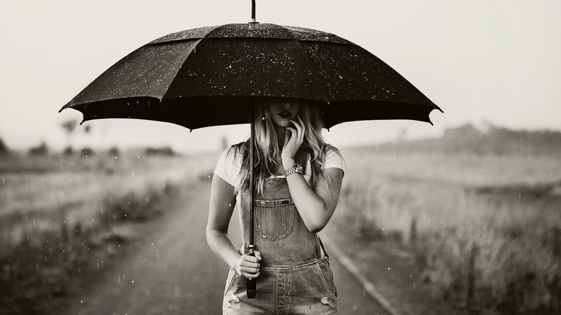 Girl Under Black Umbrella wallpaper 1920x1080