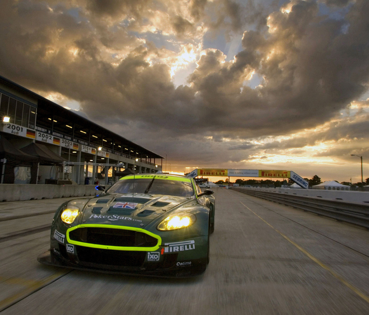 Aston Martin Dbr9 wallpaper 1200x1024