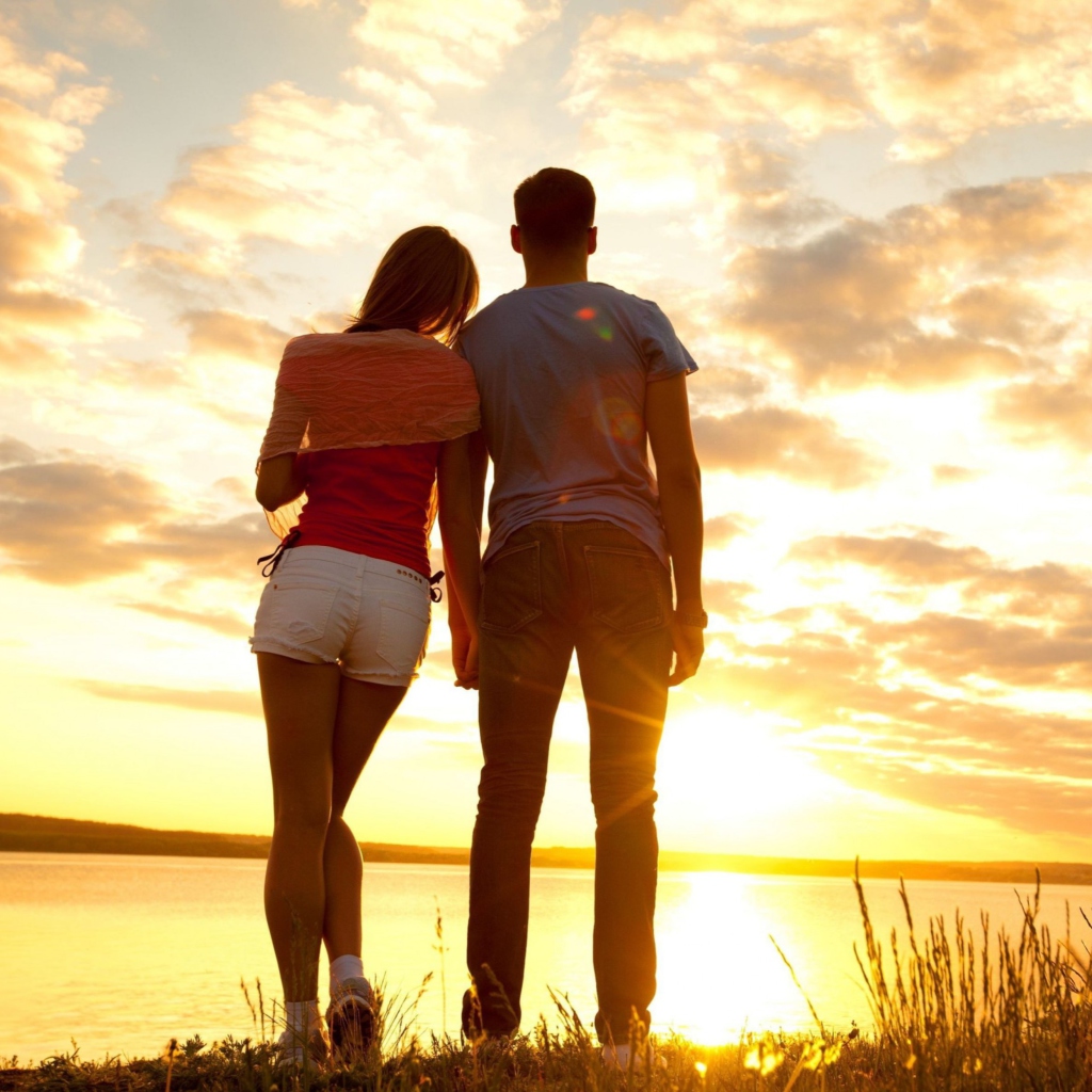 Couple Watching Sunset wallpaper 1024x1024