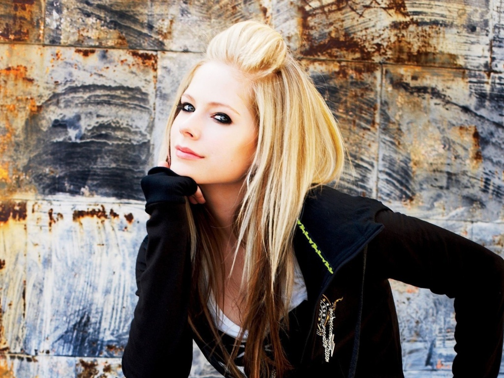 Обои Avril Lavigne 1024x768