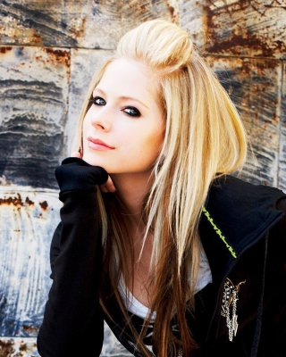 Avril Lavigne Wallpaper for 240x320