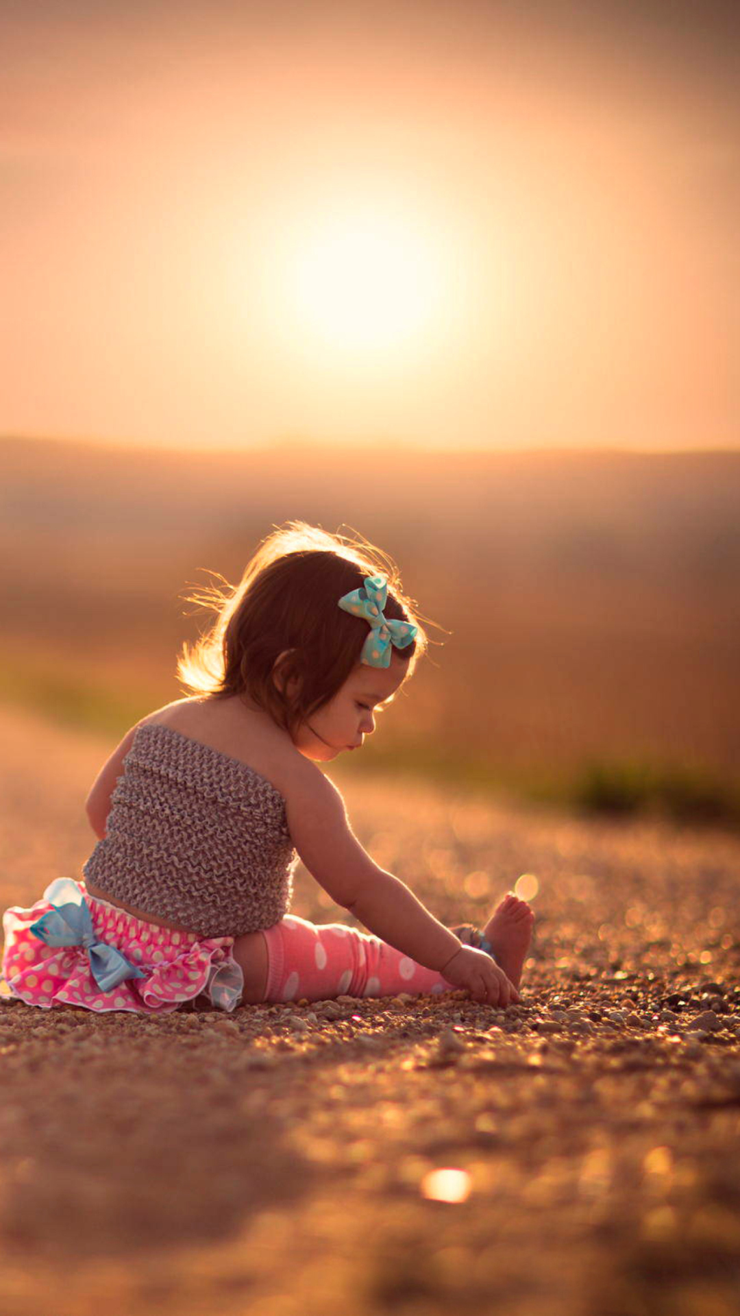 Das Child On Road At Sunset Wallpaper 1080x1920