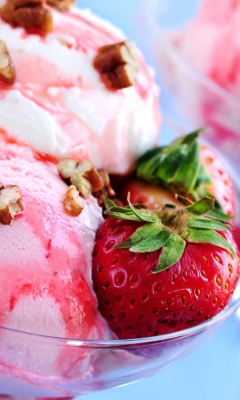 Das Strawberry Ice-Cream Wallpaper 240x400