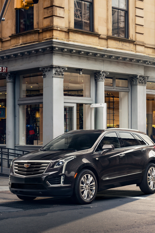 Cadillac XT5 Crossover screenshot #1 640x960