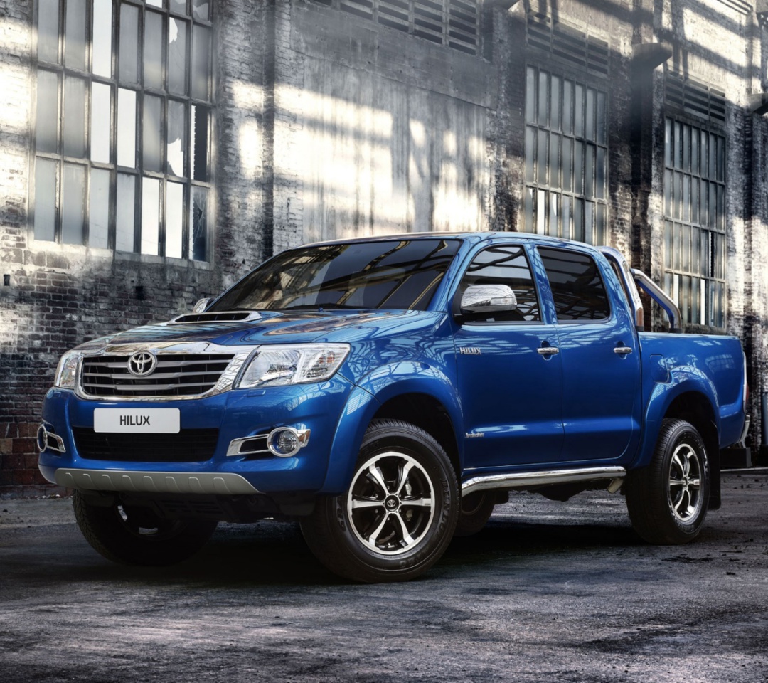 Toyota Hilux HDR wallpaper 1080x960