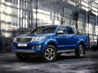 Обои Toyota Hilux HDR 320x240