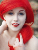 Sfondi Super Bright Red Hair 132x176