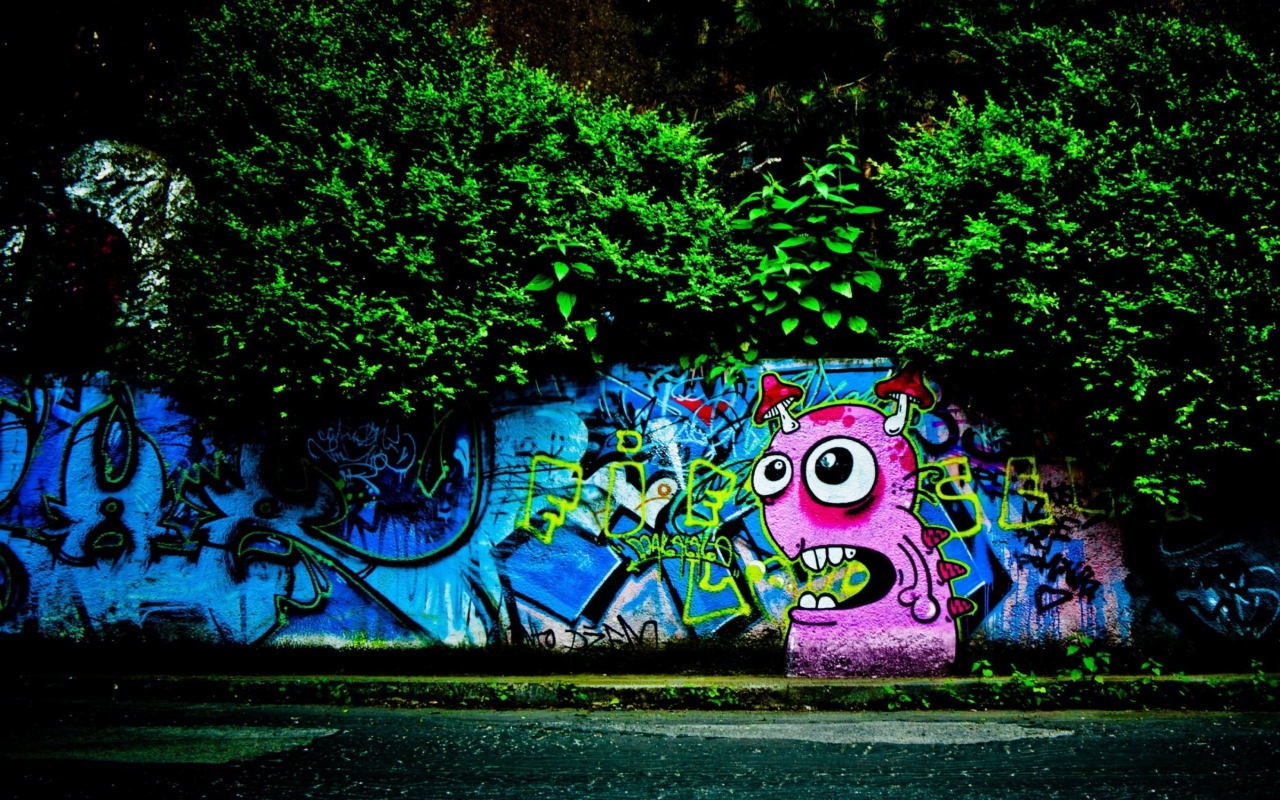 Das Graffiti And Trees Wallpaper 1280x800
