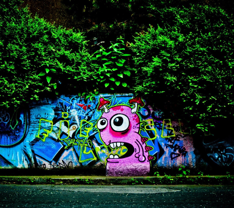 Das Graffiti And Trees Wallpaper 960x854