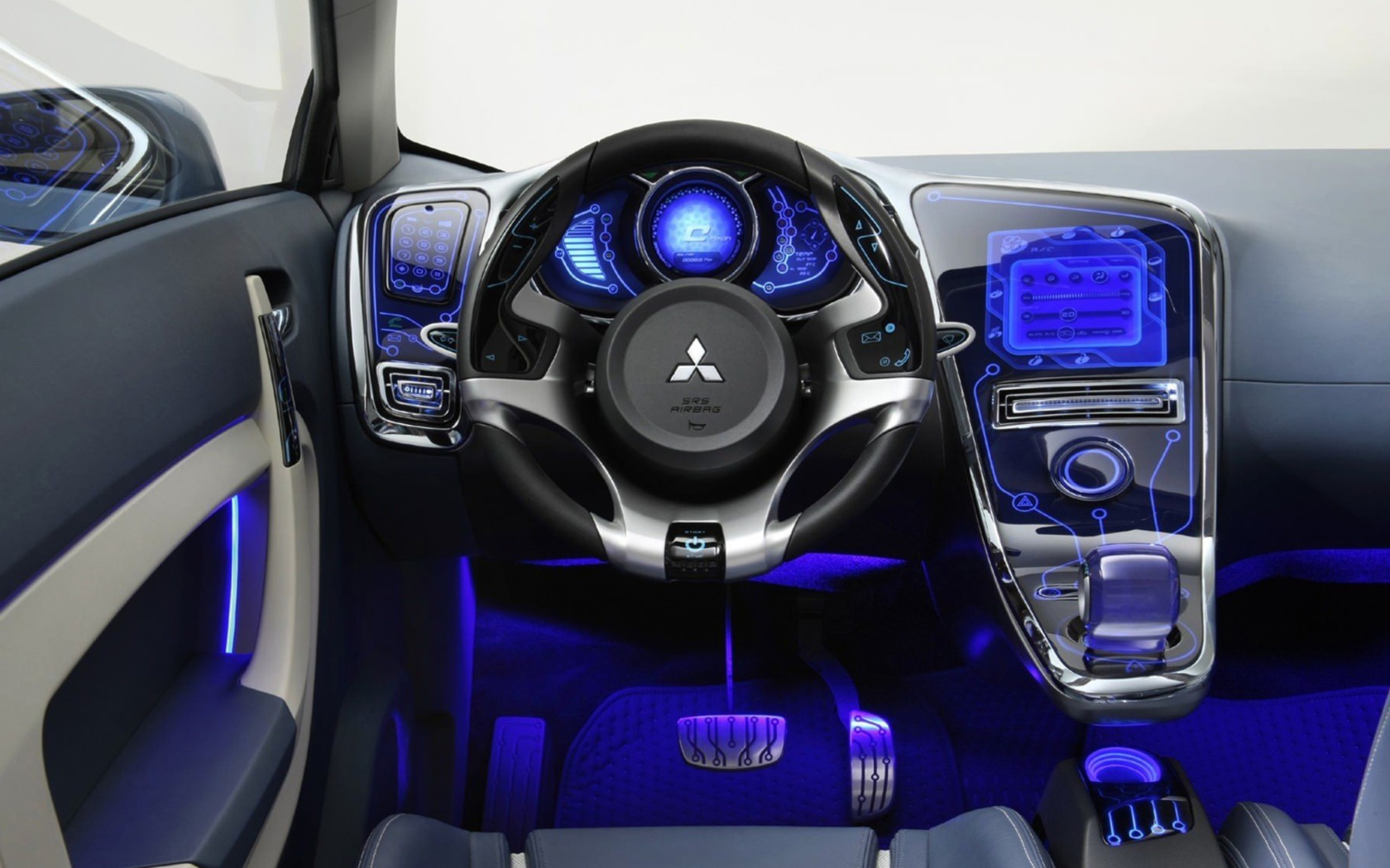 Обои Mitsubishi Interior Tuning 1680x1050