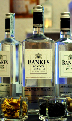 Dry Gin Bankers wallpaper 240x400