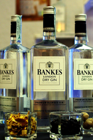 Fondo de pantalla Dry Gin Bankers 320x480
