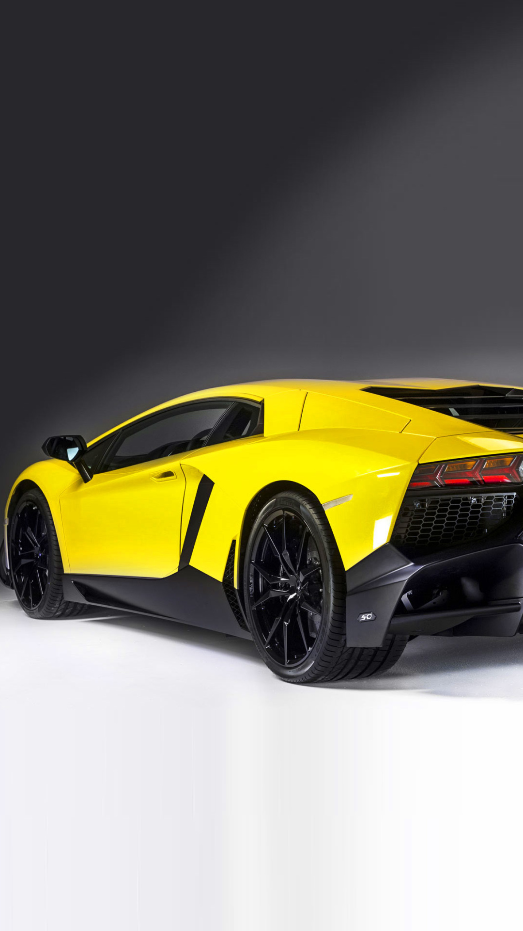 Screenshot №1 pro téma Lamborghini Aventador LP 720 4 Roadster 1080x1920
