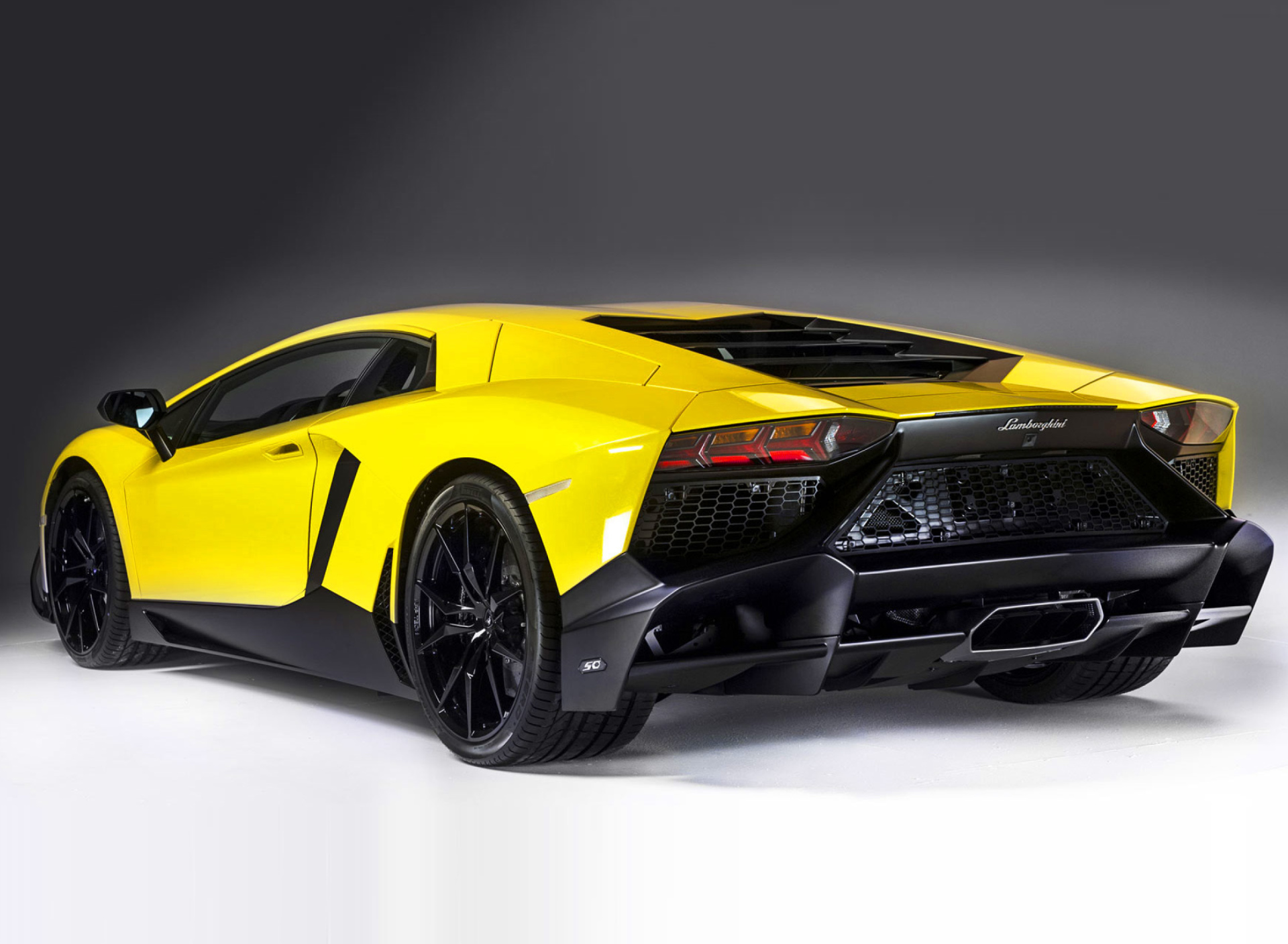 Fondo de pantalla Lamborghini Aventador LP 720 4 Roadster 1920x1408