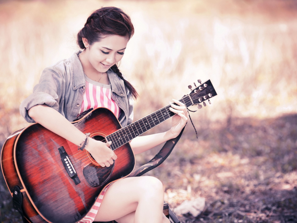 Screenshot №1 pro téma Asian Girl With Guitar 1152x864