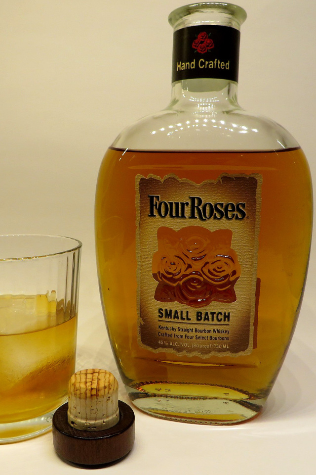 Fondo de pantalla Four Roses Bourbon 640x960