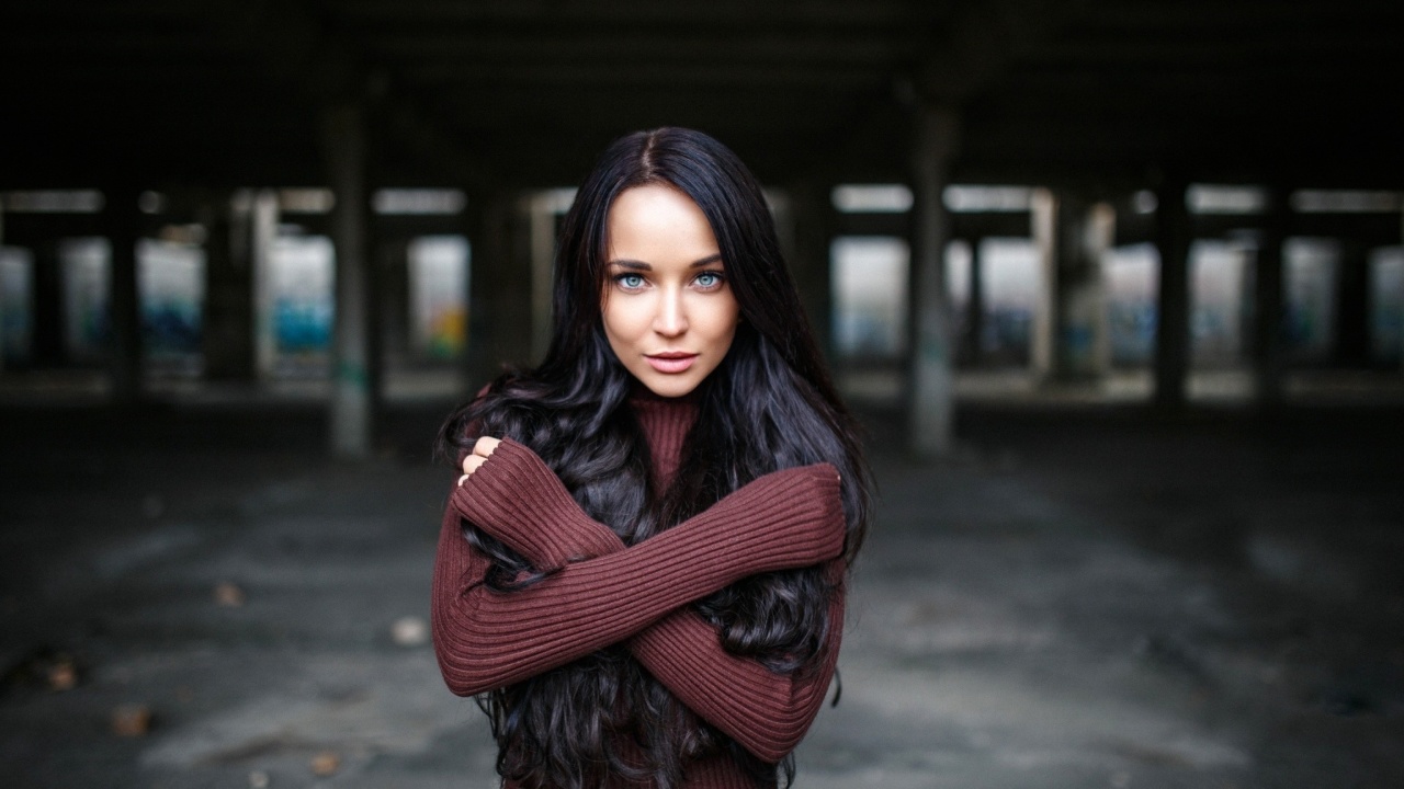 Angelina Petrova Brunette Girl screenshot #1 1280x720