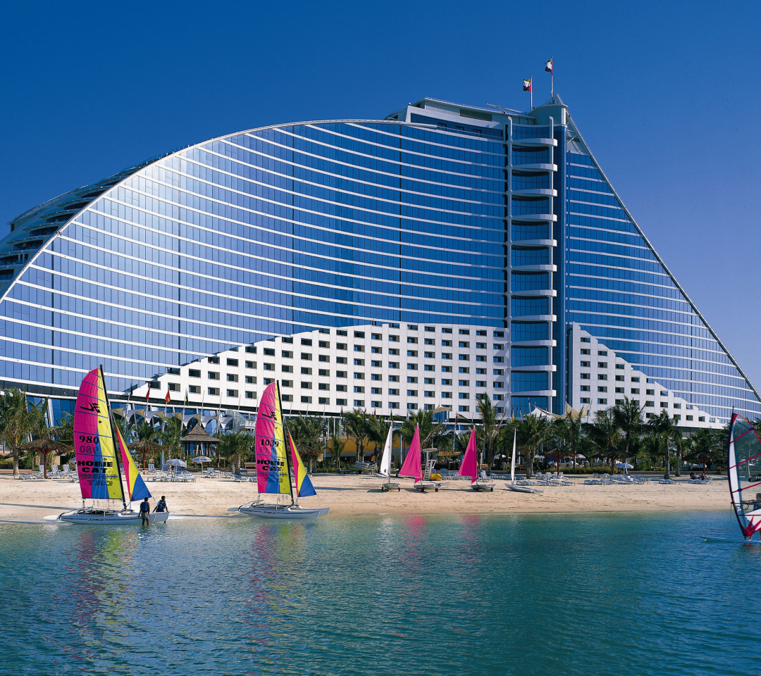 Обои Jumeirah Beach Dubai Hotel 1080x960