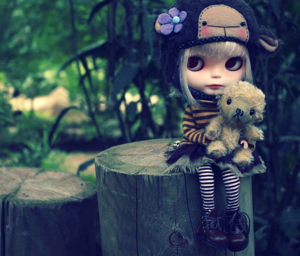 Обои Cute Doll With Teddy Bear 1200x1024
