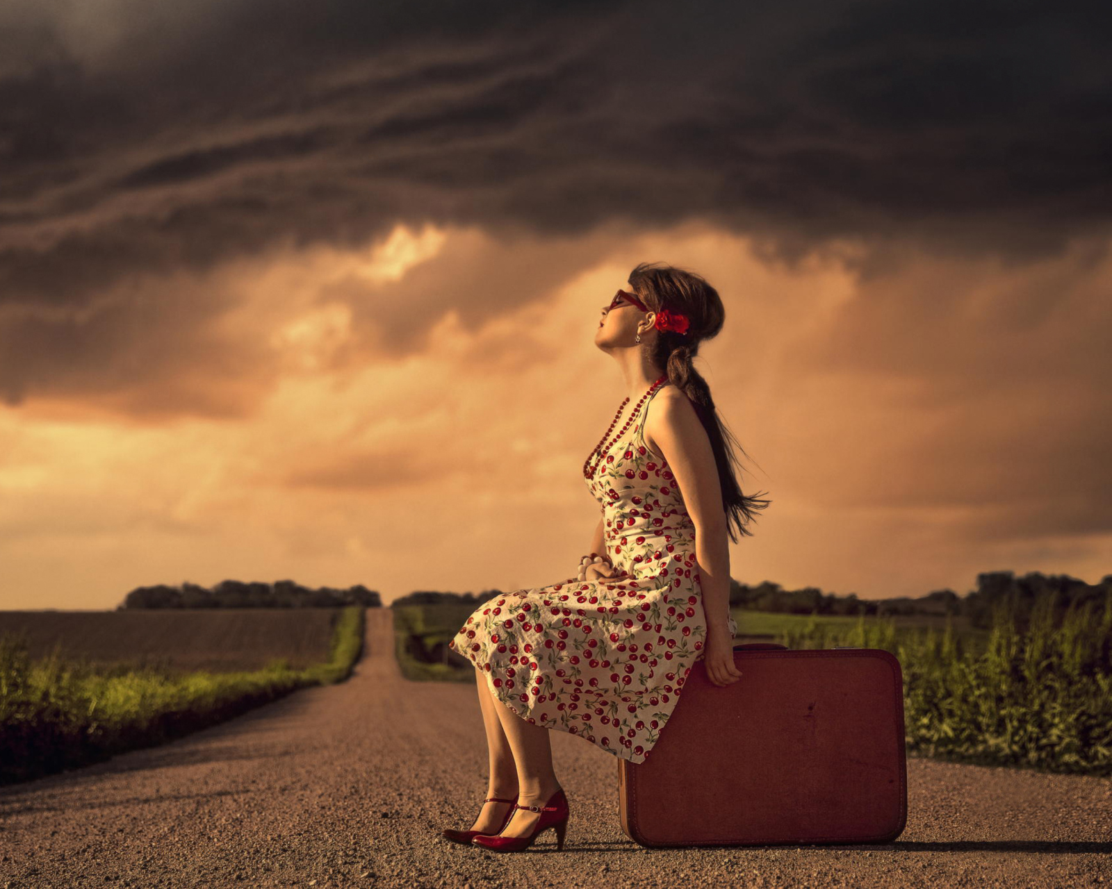 Girl Sitting On Luggage On Road screenshot #1 1600x1280