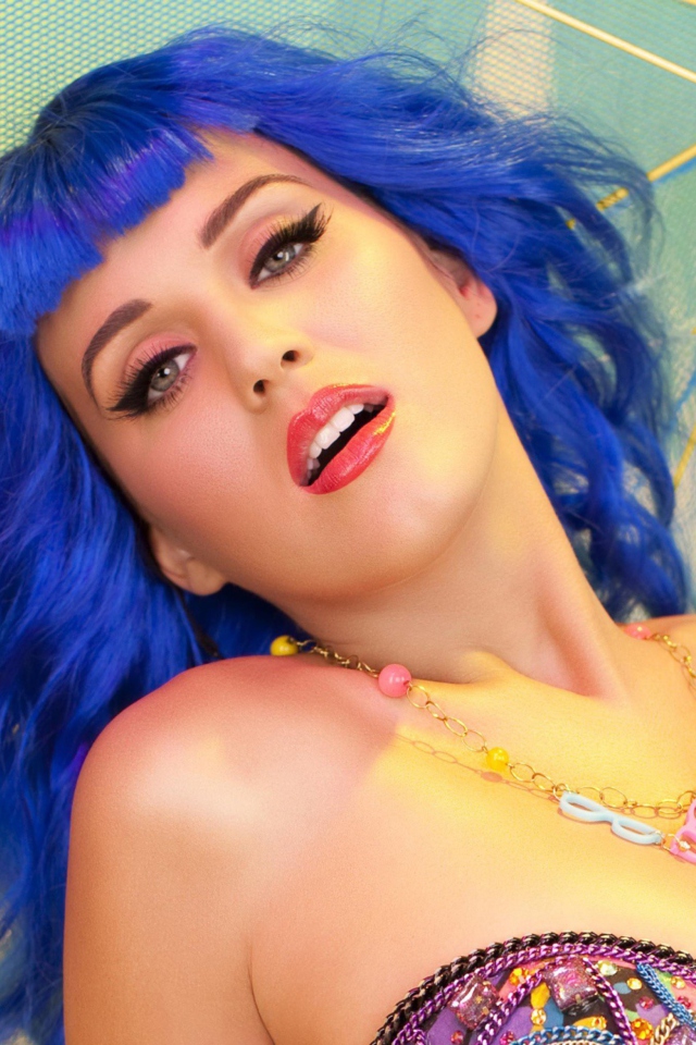 Das Katy Perry Glamour Wallpaper 640x960