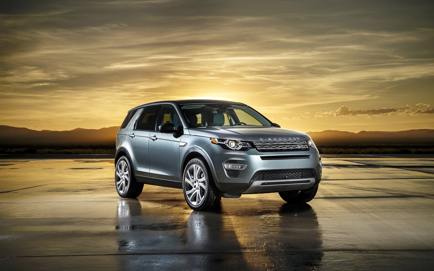 Land Rover Discovery Sport screenshot #1 1440x900