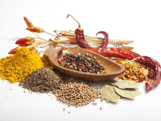 Spices and black pepper wallpaper 640x480