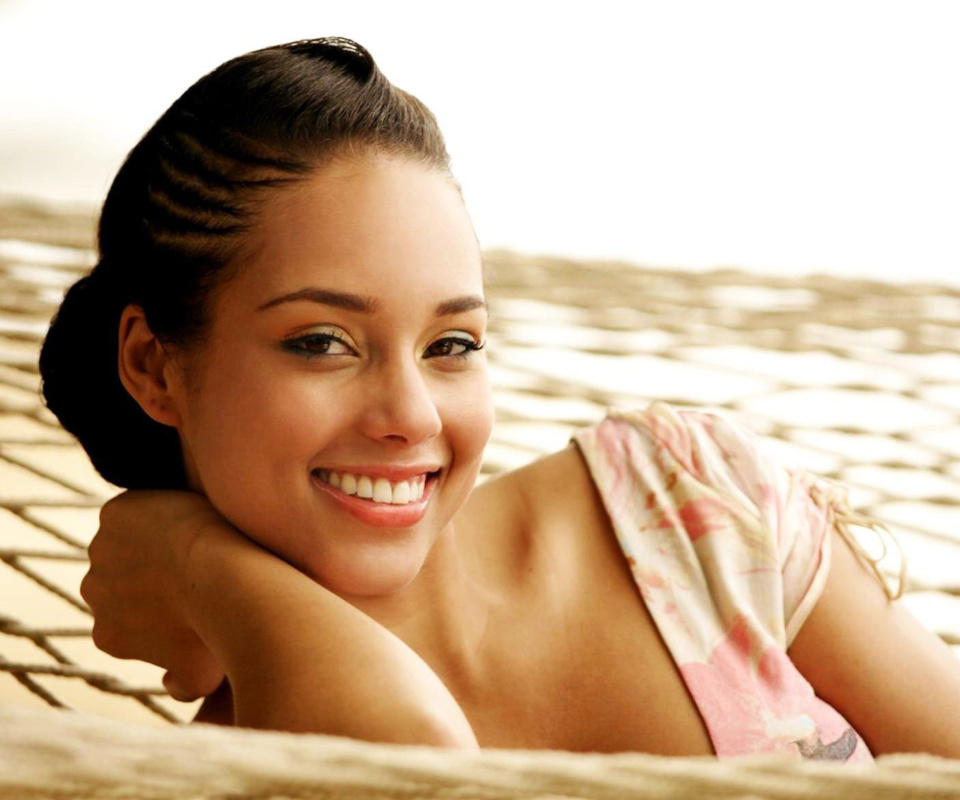 Fondo de pantalla Alicia Keys 960x800