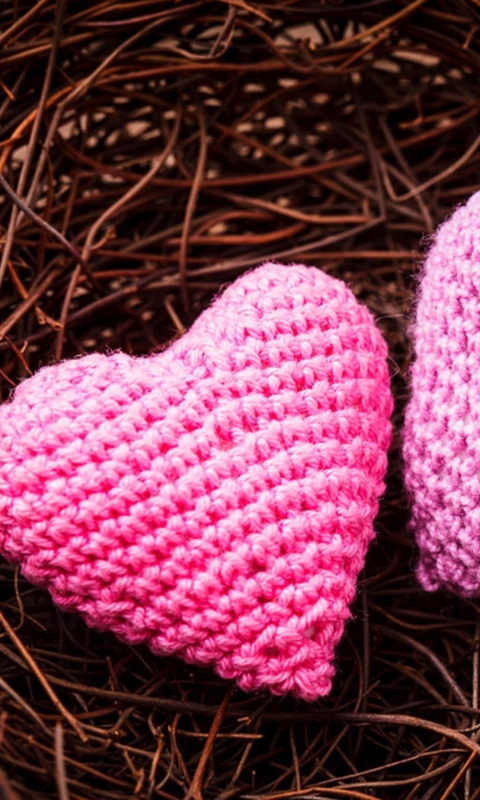 Обои Knitted Pink Heart 480x800