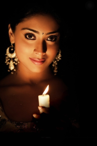 Shriya Saran Bollywood screenshot #1 320x480