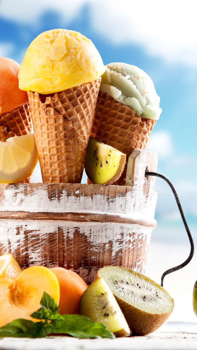 Das Meltdown Ice Cream on Beach Wallpaper 640x1136