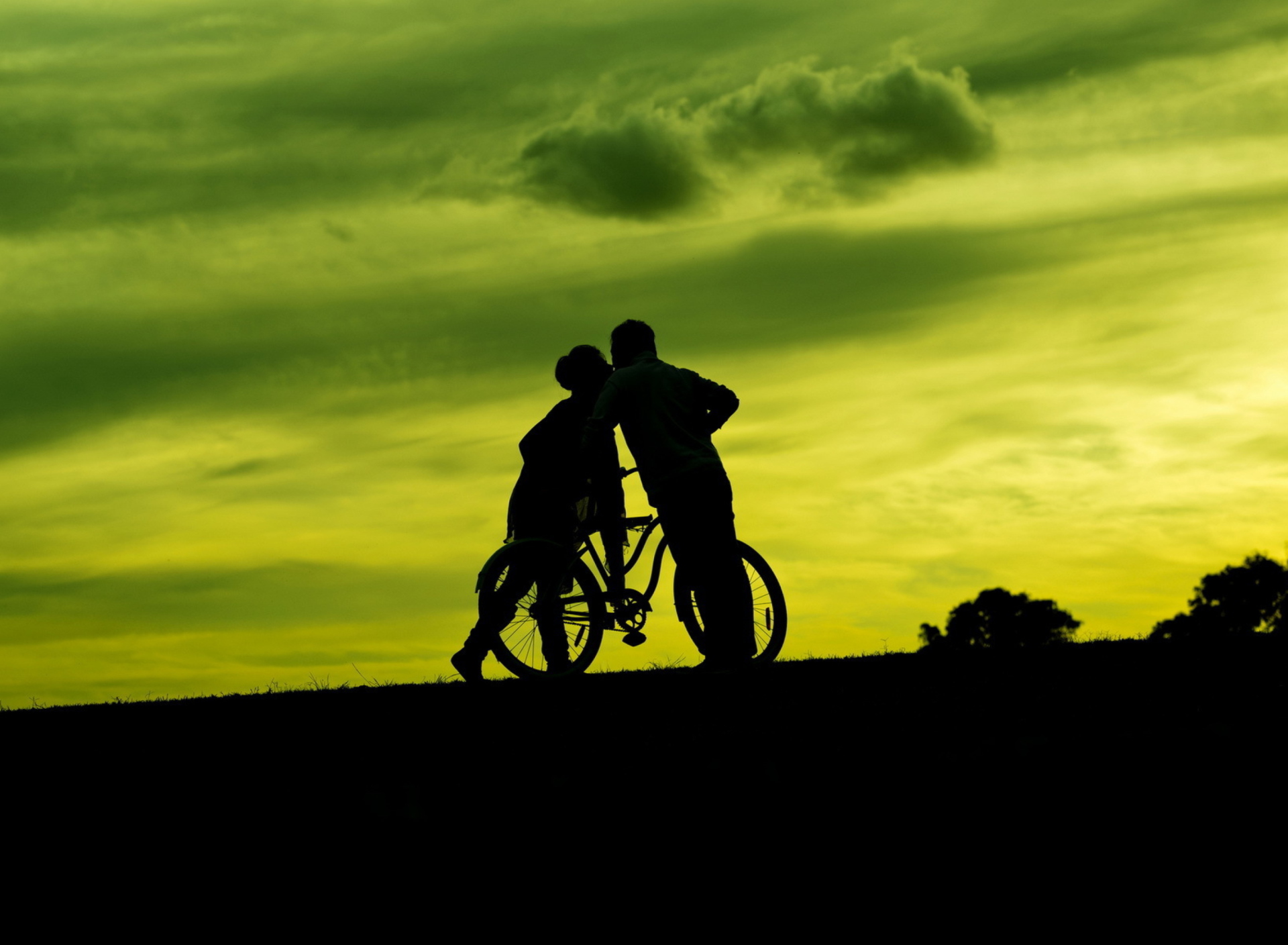 Das Couple Silhouettes Wallpaper 1920x1408