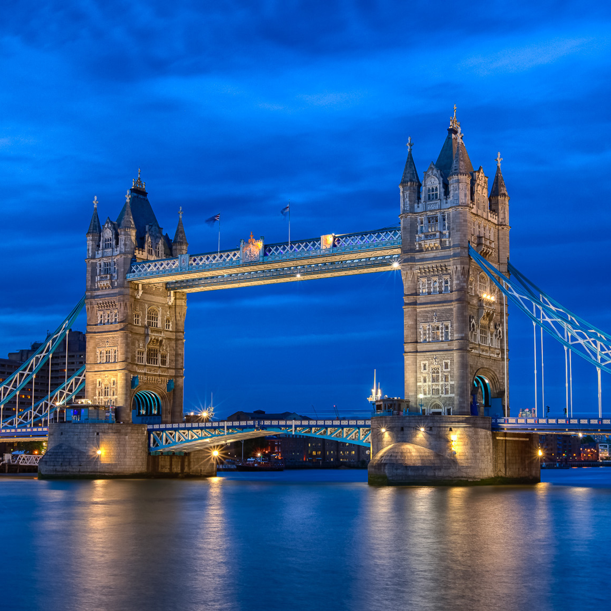 Tower Bridge In London Wallpaper for iPad Air