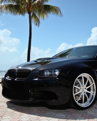 Free BMW M3 E92 Black Edition Picture for Samsung S8500 Wave