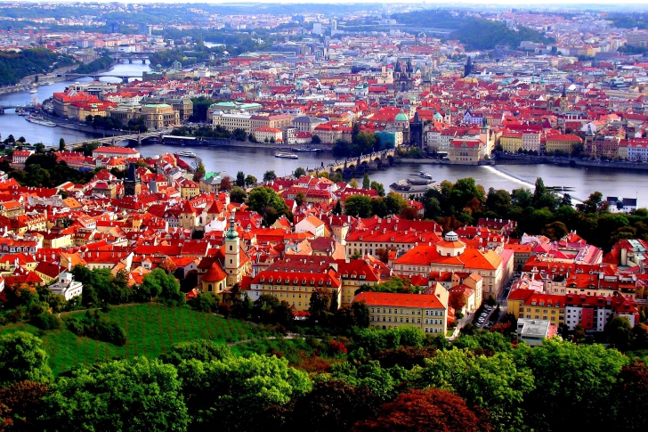 Обои Prague Red Roofs
