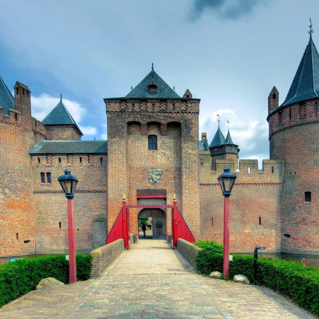 Fondo de pantalla Muiderslot Castle in Netherlands 1024x1024